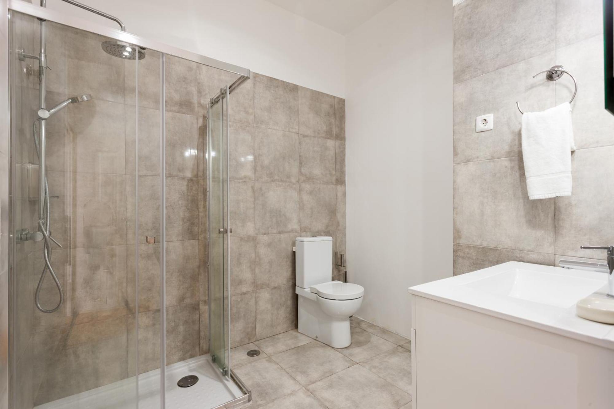 Tejo Vintage Three-Bedroom Apartment - By Lu Holidays Lisbona Esterno foto