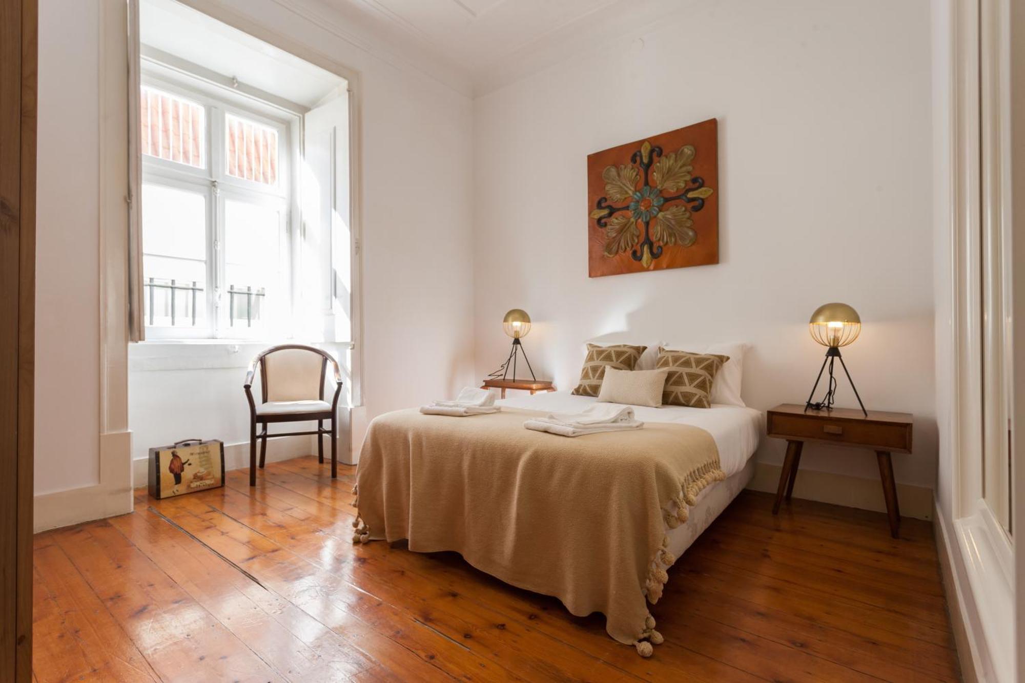 Tejo Vintage Three-Bedroom Apartment - By Lu Holidays Lisbona Esterno foto